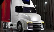 freightliner-revolution-innovation-truck