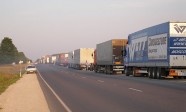 Truck_queue