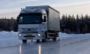 truck-on-ice