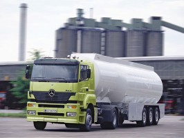 mercedes_truck