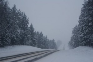 belarus-road-winter