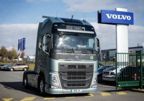 first-volvo-fh