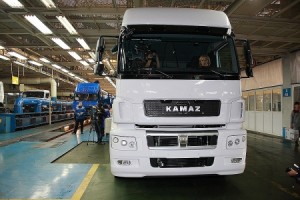 1381741553_kamaz-1