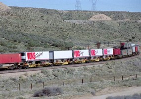 A_train_of_intermodal_trailers_on_flat_cars