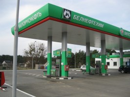 Petrol_station_in_Brest_province_Belarus-800x600
