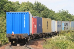 Trimley_Branch_Line_container_train_leaving_Felixstowe_Docks-800x533