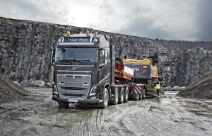 FH16-Euro-6_heavy-haulage_02-800x513