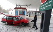 RIAN_archive_1052485_Work_of_border_guards_on_Russian-Lithuanian_border_in_Ribachy_village,_Kaliningrad_region