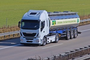 new-iveco-stralis-460-hi-way-81368-800x532