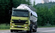 10842_mercedes_tractor_cistern_truck-750x500