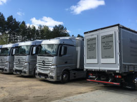 Electronic-paper-displays-on-trucks