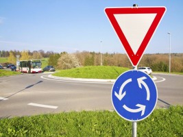 Roundabout road warning